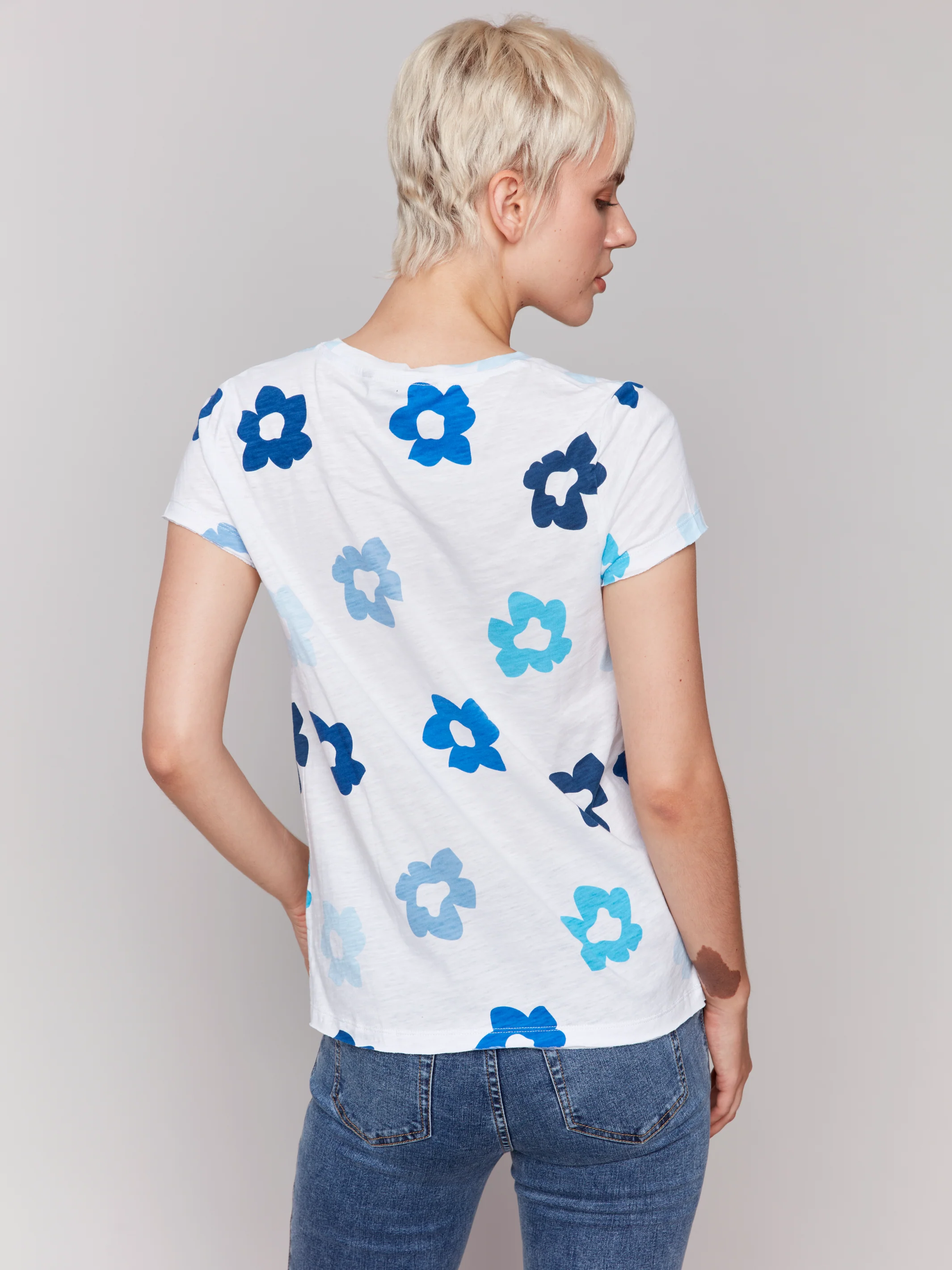 Charlie B -C1310ZPK-P869-Short Sleeve Round Neck Cotton Slub T-Blue Floral - Image 4