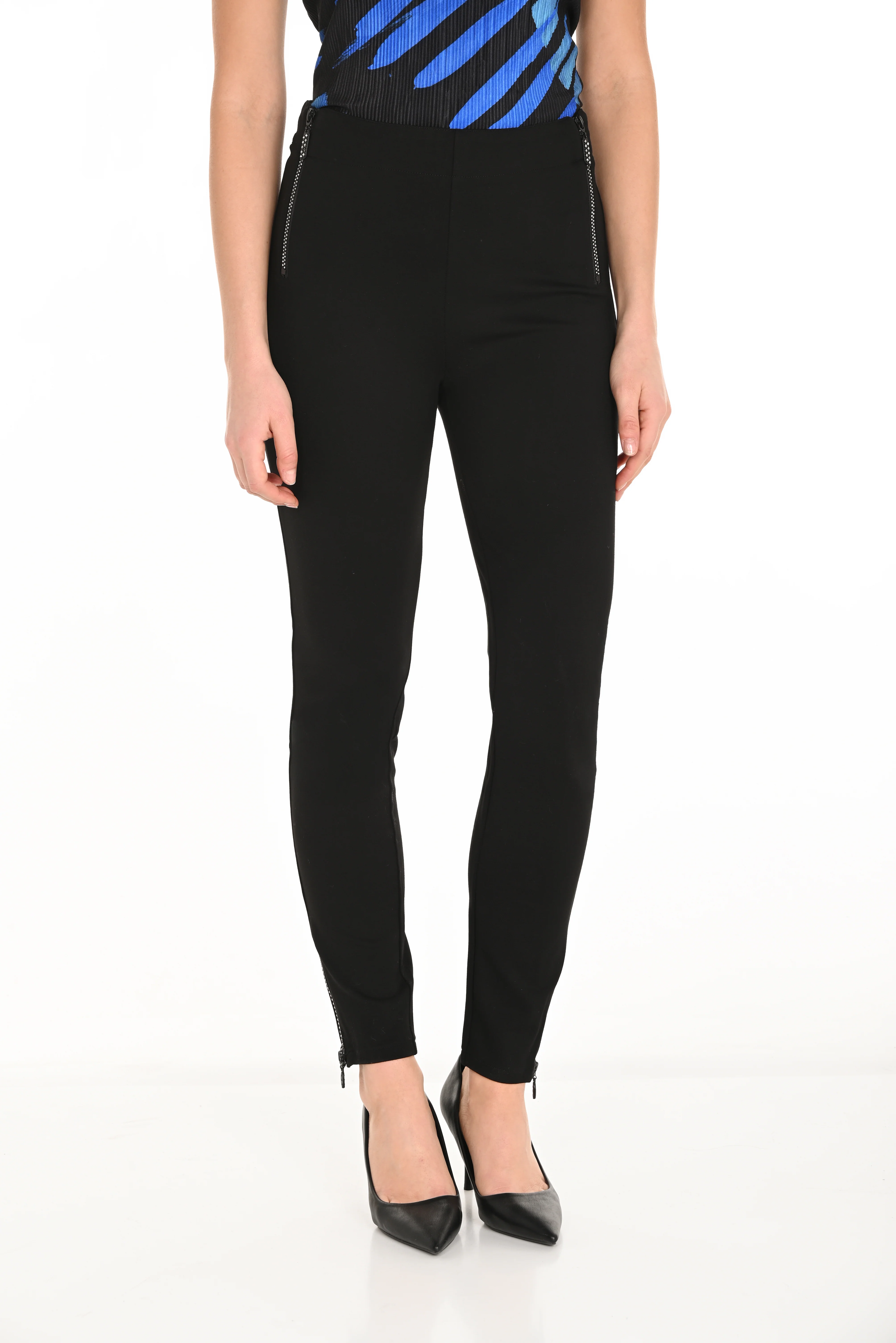 Frank Lyman -253739-100-Knit Pant-Black - Image 2