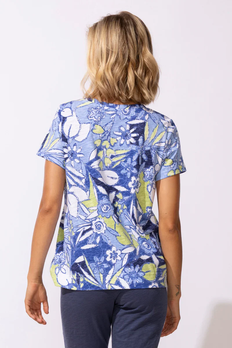 Habitat Escape-E13400-V Neck Tee-Resort - Image 4