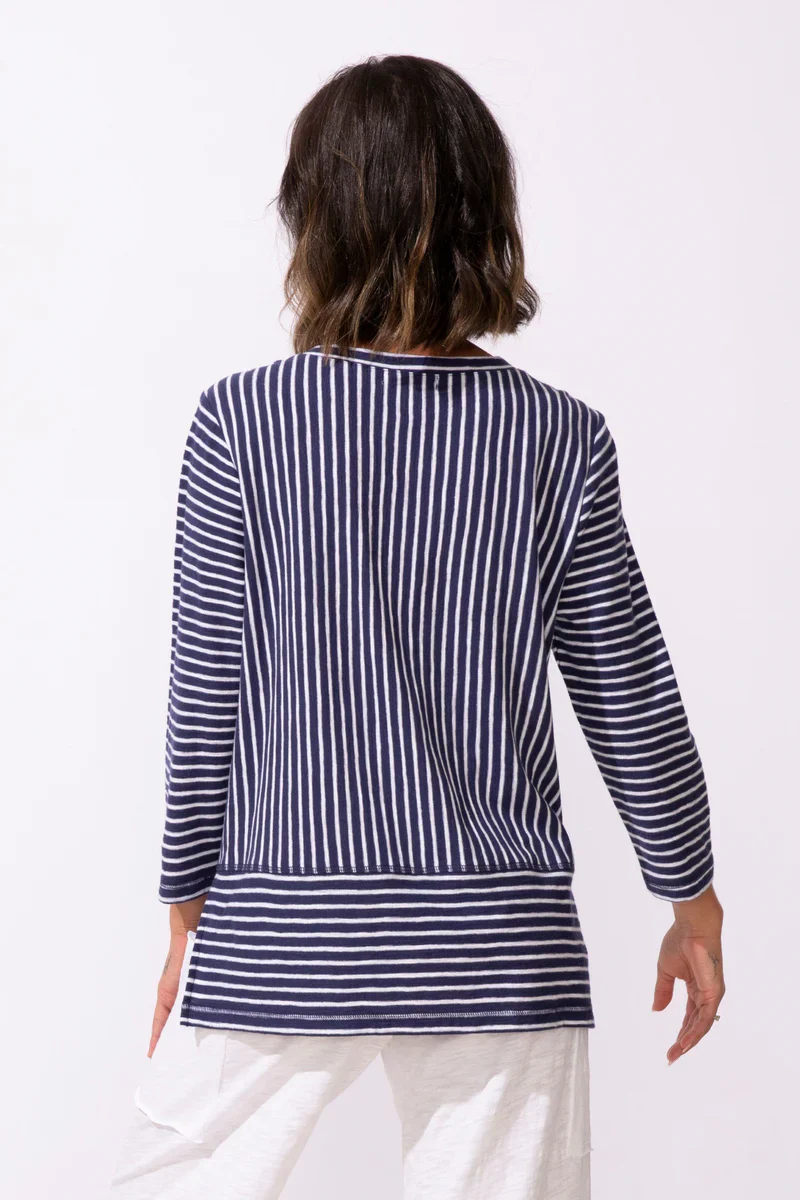 Habitat Escape-E23542-Easy V Tee-Navy - Image 4