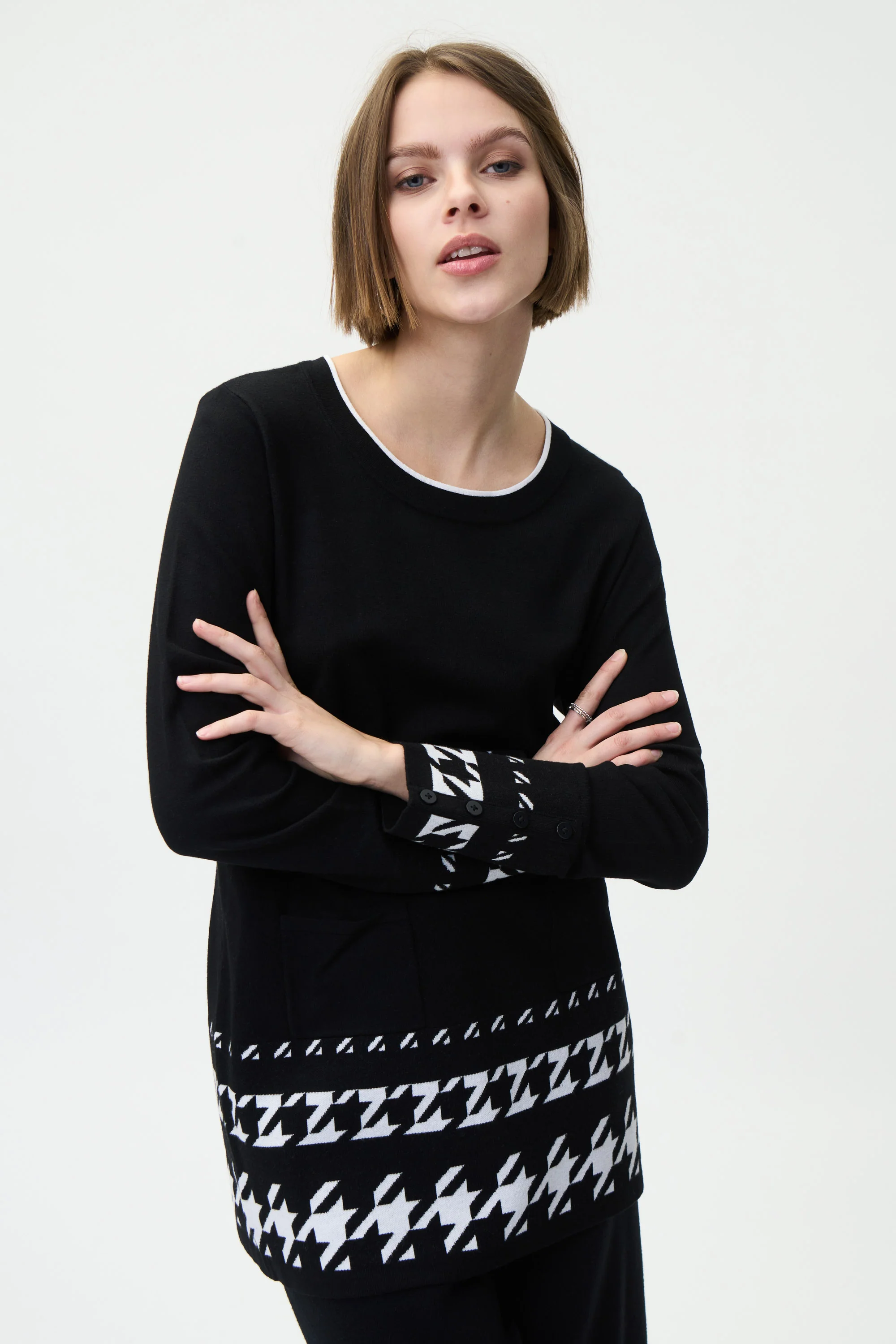 Joseph. Ribkoff Winter 2022 - Houndstooth Tunic Style - 224928 - Image 3