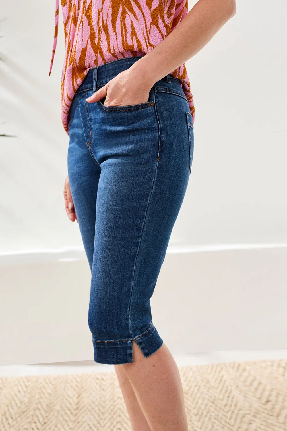 Tribal Pull On Pedal Pusher Jeans-7674OO-2343-Faded Blue