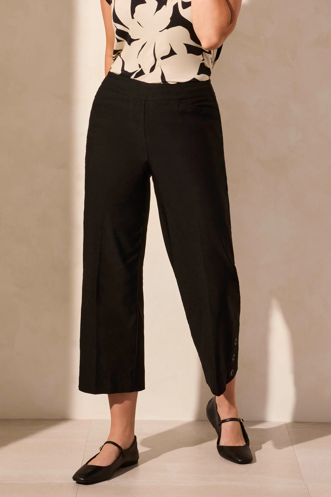 Tribal -2055O-7165-Pull On Capri W/DTM EyeLets -Black - Image 2